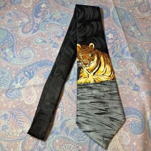 Studio 890 Mens Necktie Black With Tiger 100% Polyester